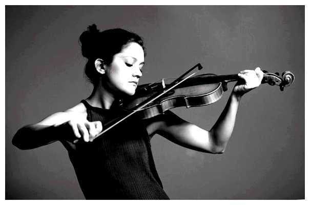 В каком возрасте не поздно учиться играть на скрипке